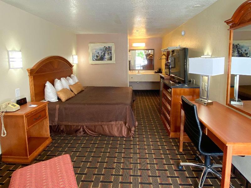 Knights Inn Punta Gorda image