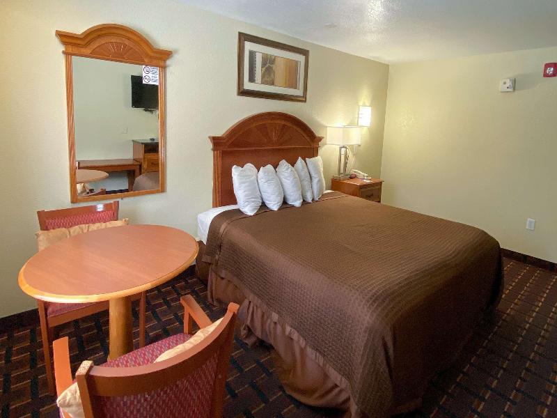 Knights Inn Punta Gorda image