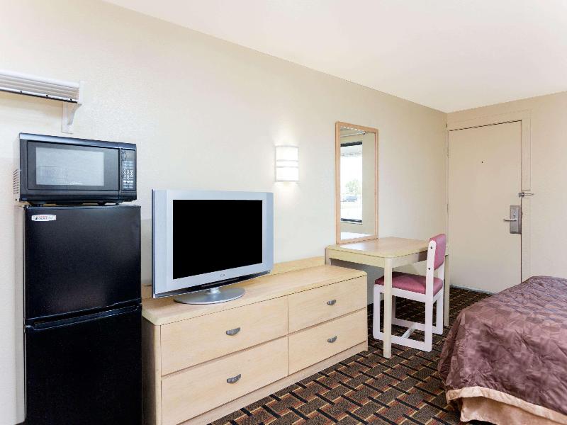 Knights Inn Punta Gorda image
