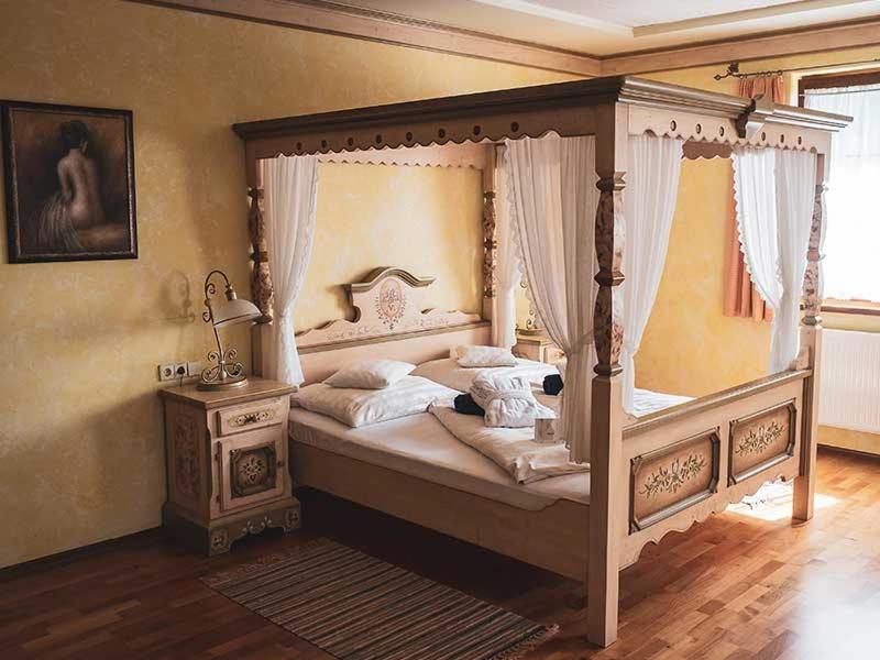 Hetkuti Wellness Hotel image