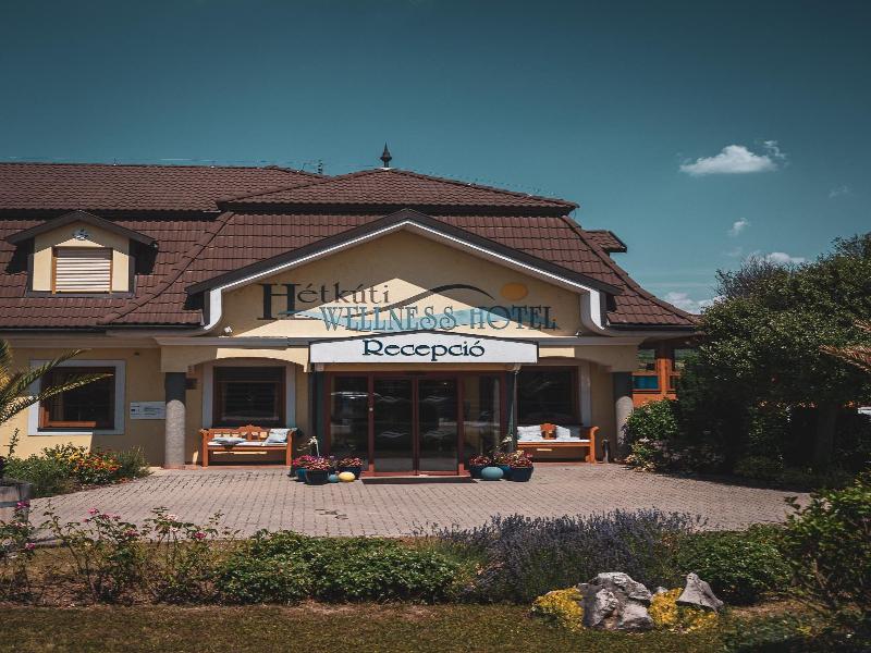 Hetkuti Wellness Hotel image