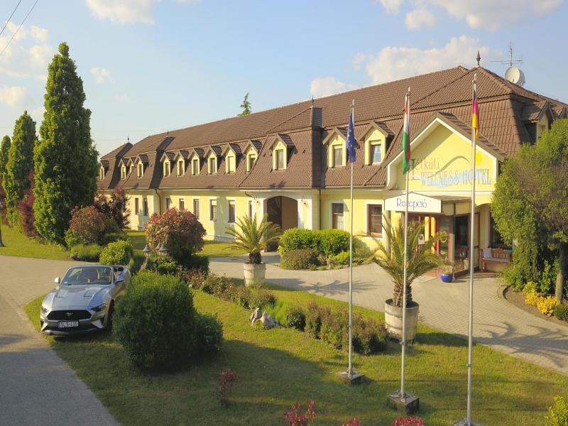 Hetkuti Wellness Hotel image