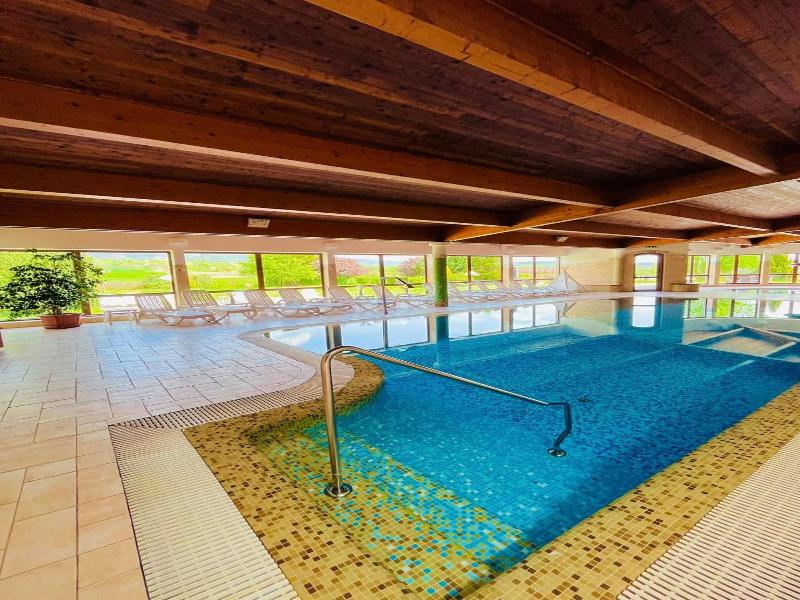 Hetkuti Wellness Hotel image