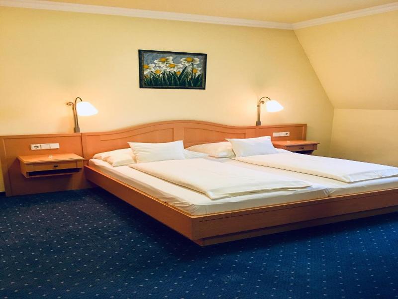 Hetkuti Wellness Hotel image