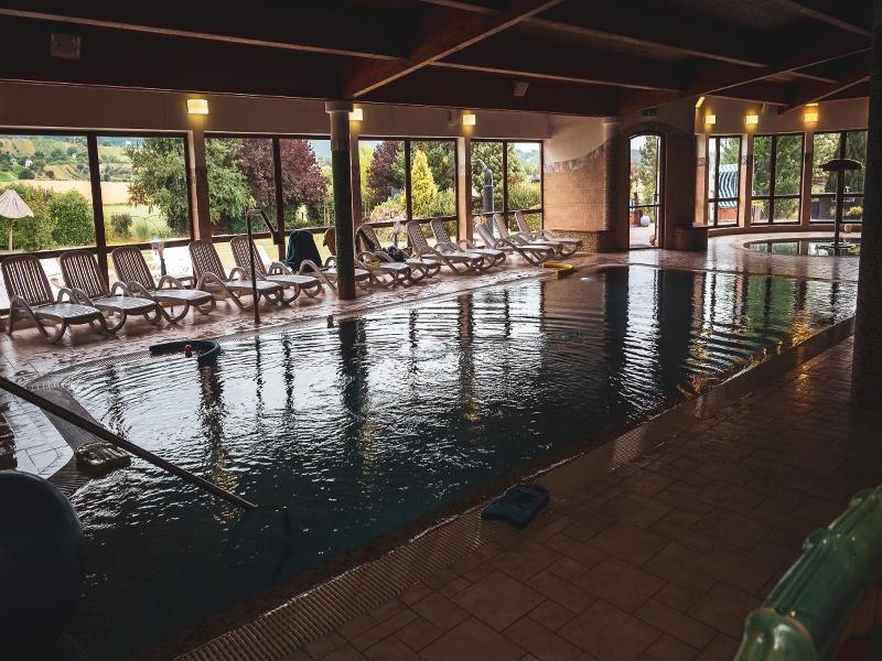 Hetkuti Wellness Hotel image