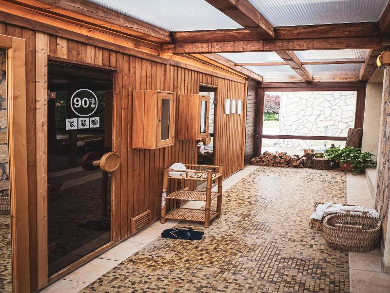 Hetkuti Wellness Hotel image