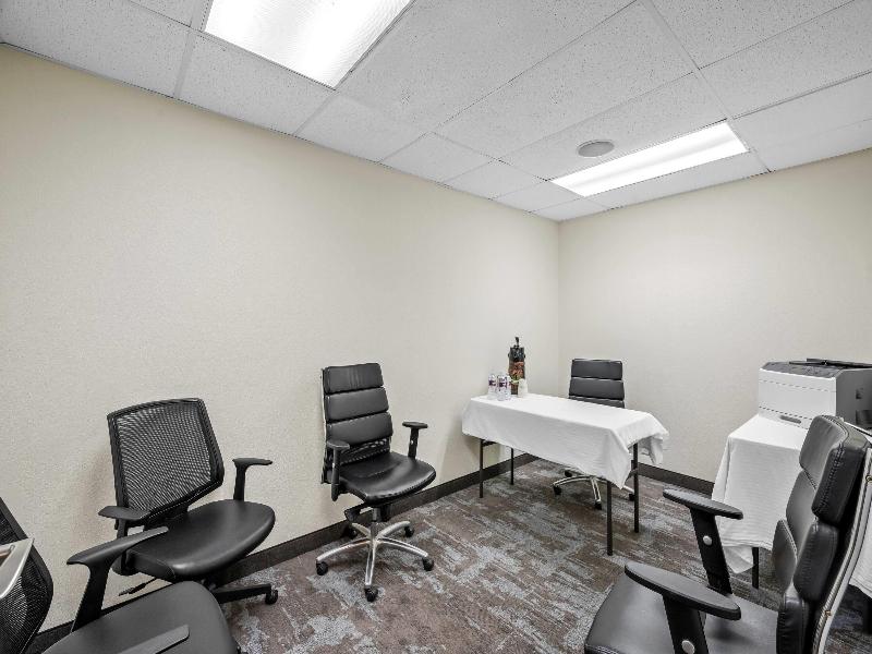 La Quinta Inn & Suites Searcy image