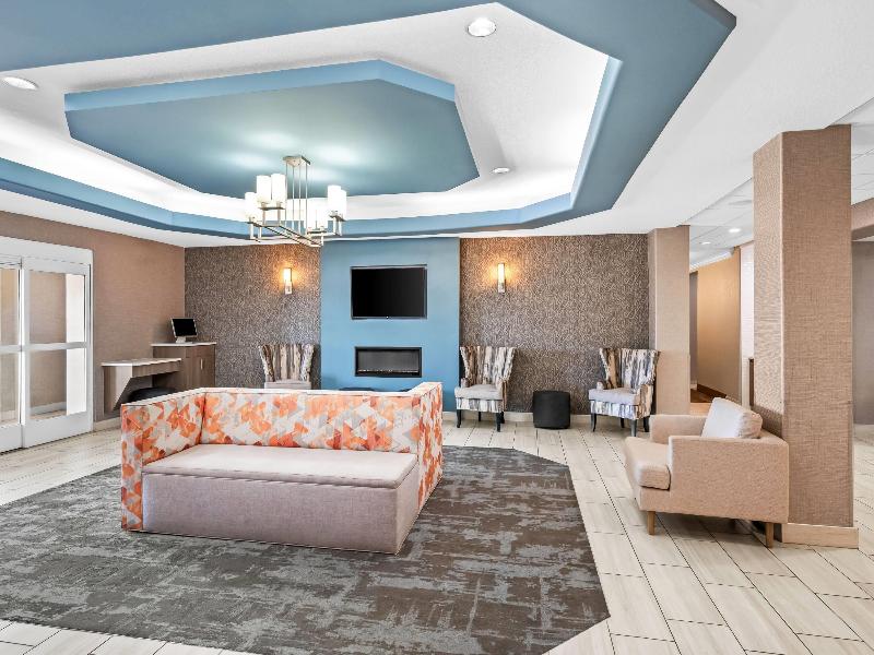 La Quinta Inn & Suites Searcy image