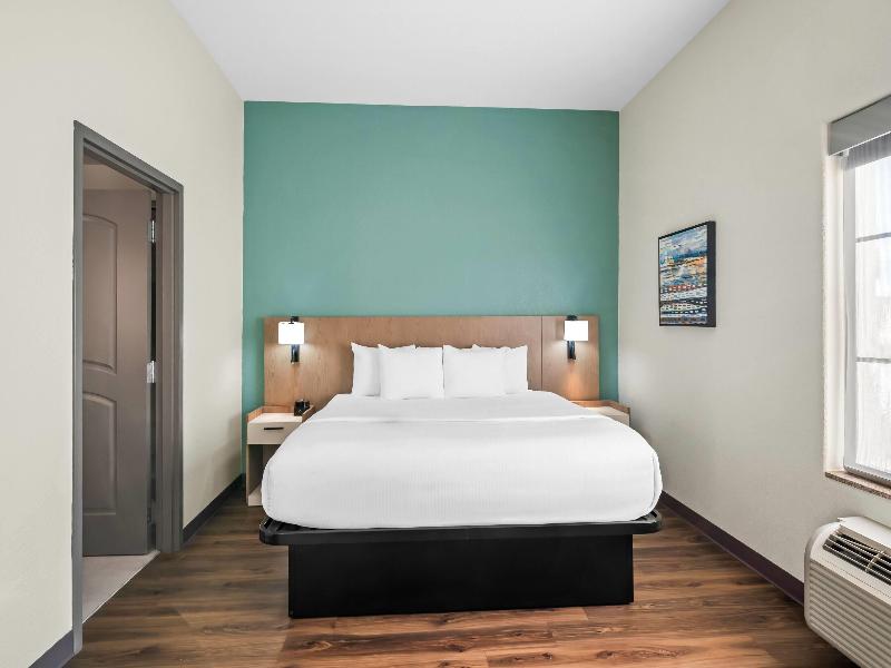 La Quinta Inn & Suites Searcy image