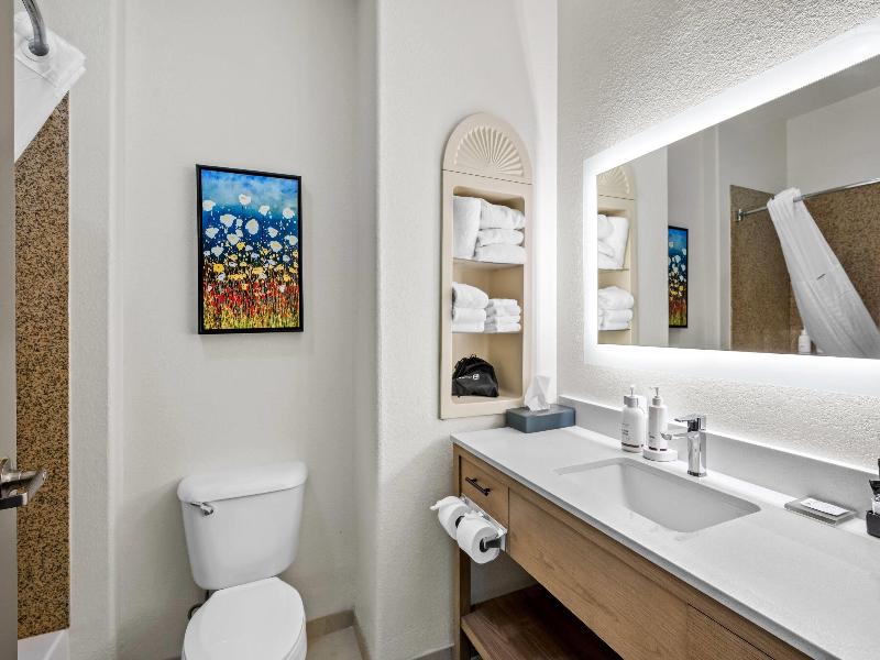 La Quinta Inn & Suites Searcy image