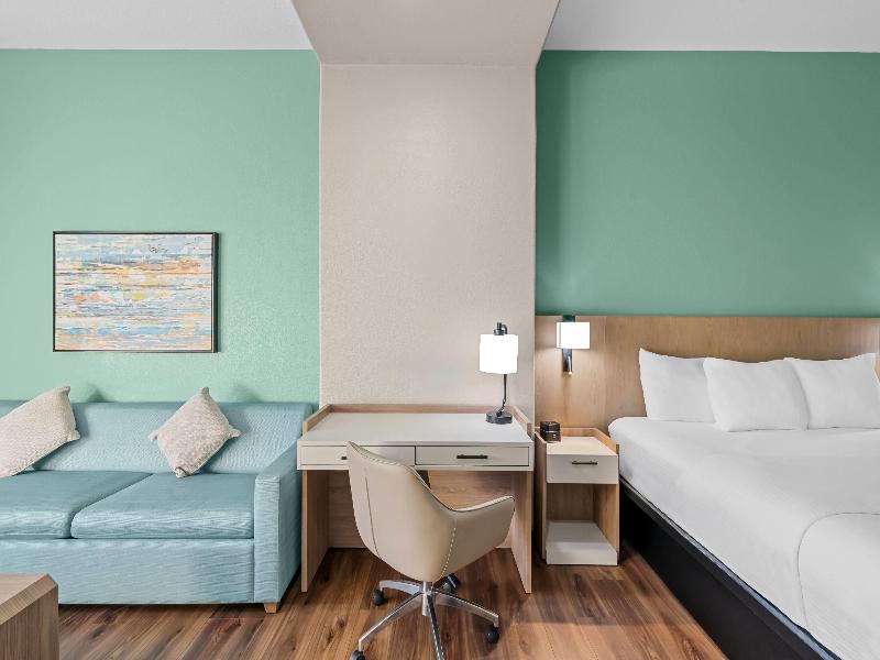 La Quinta Inn & Suites Searcy image