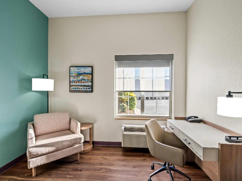 La Quinta Inn & Suites Searcy image
