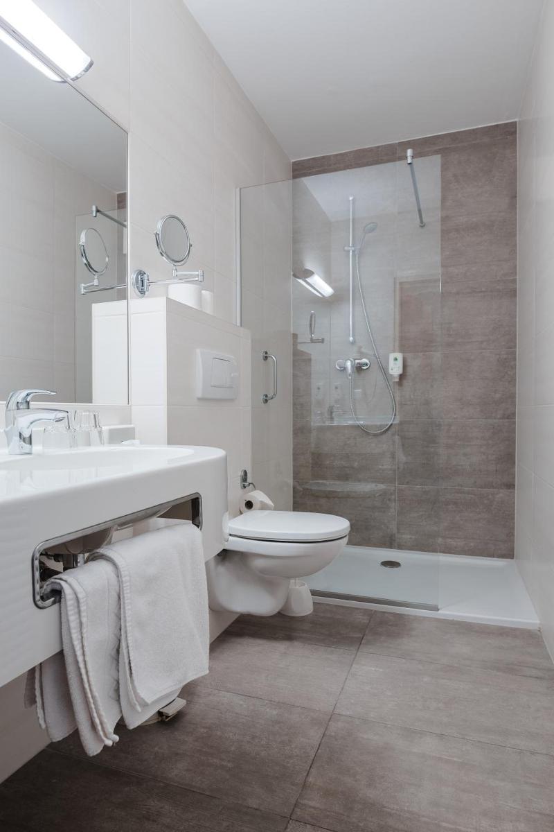 SIMON - das Vitalhotel image