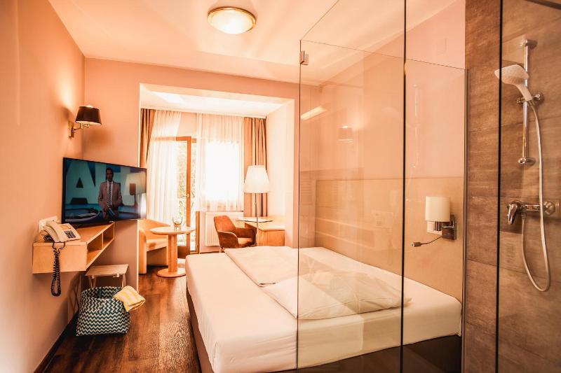 SIMON - das Vitalhotel image