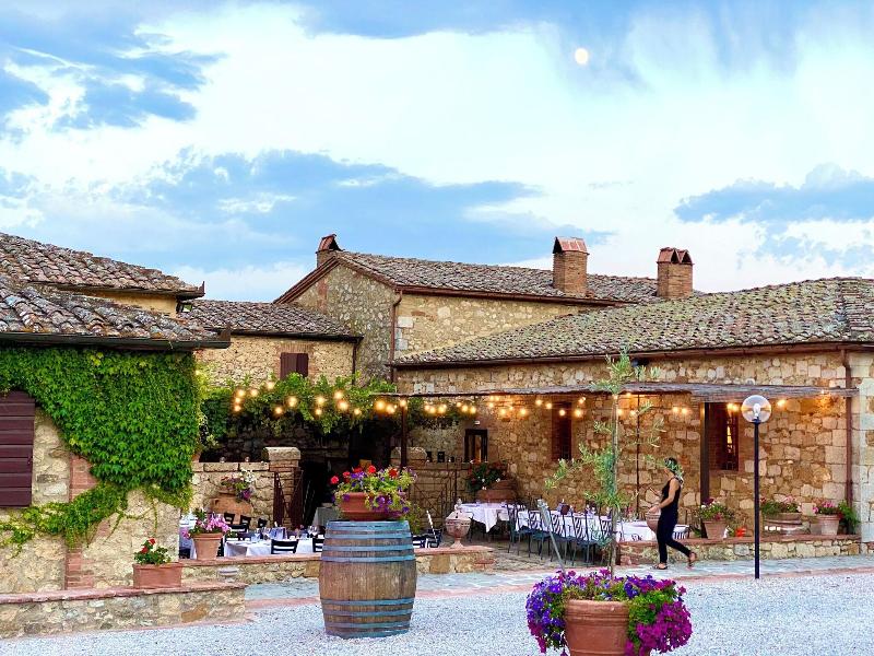 Relais La Chiusa Boutique Inn & Restaurant image