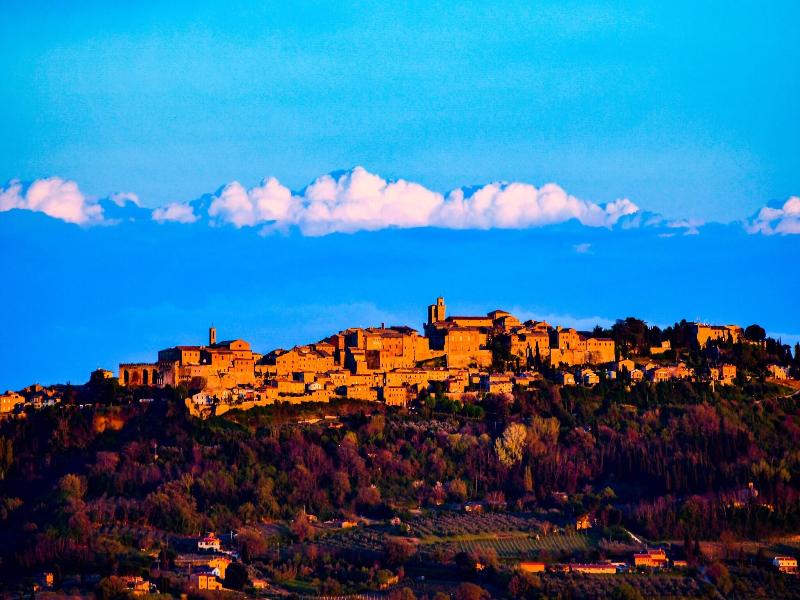 Relais La Chiusa Boutique Inn & Restaurant image