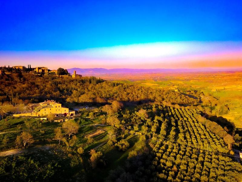 Relais La Chiusa Boutique Inn & Restaurant image
