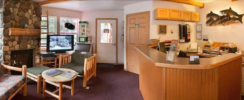 Harborview Inn image