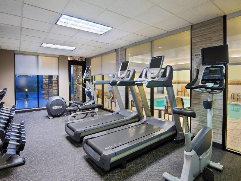 Courtyard By Marriott Springfield Airport image