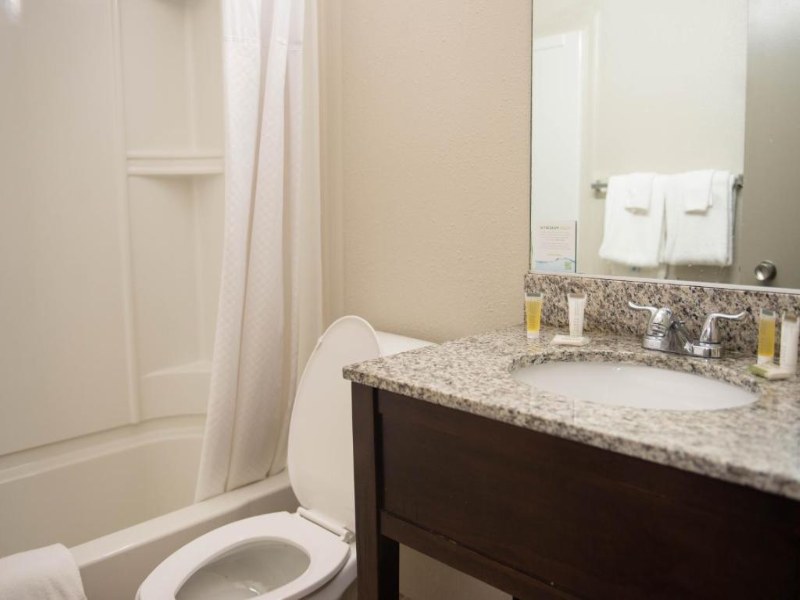 Days Inn by Wyndham Waynesboro image