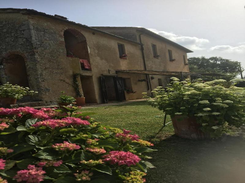 La Canonica di Fungaia image