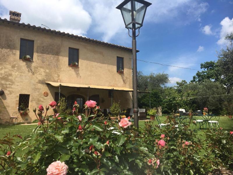 La Canonica di Fungaia image