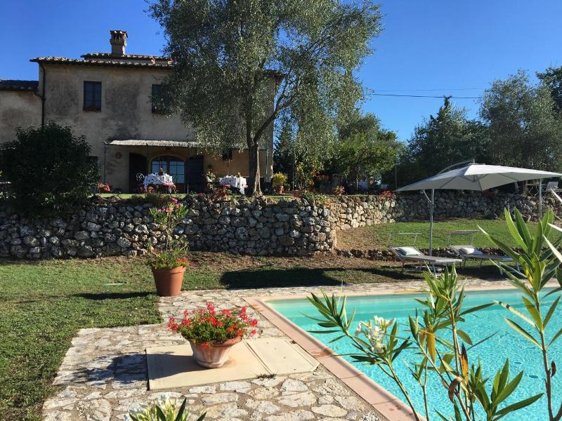 La Canonica di Fungaia image