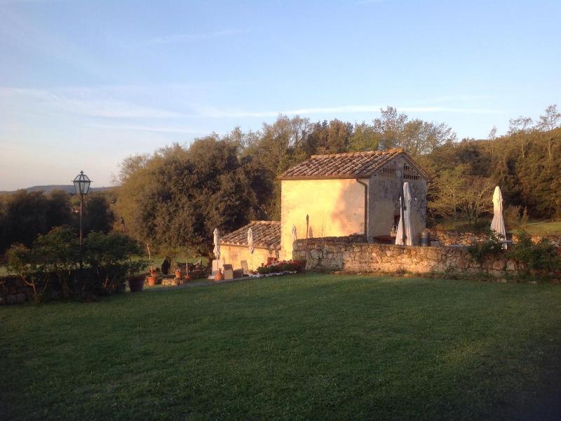 La Canonica di Fungaia image