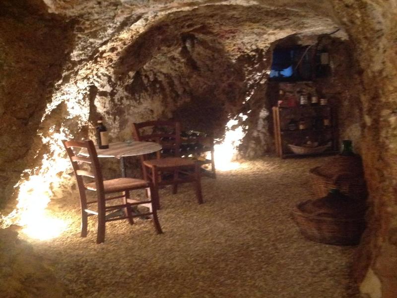 La Canonica di Fungaia — general view