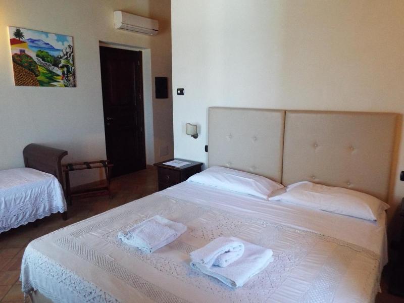 Agriturismo Cefalù - Guest House image