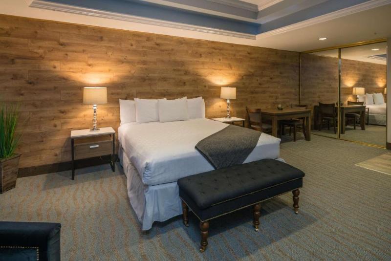 The Row Hotel, Bw Signature Collection image