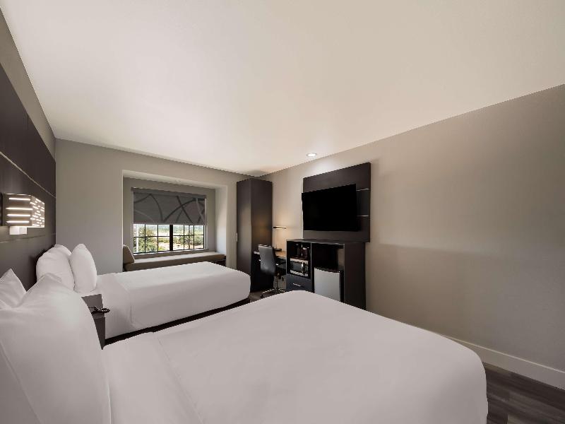 Surestay By Best Western San Antonio West Seaworld image