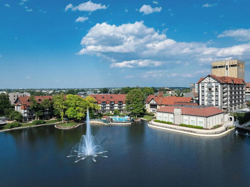 Sheraton Westport Chalet image