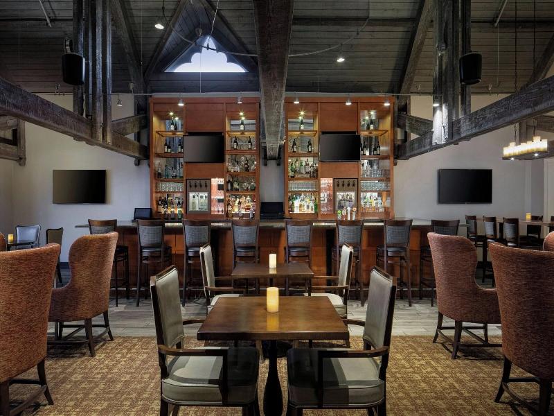 Sheraton Westport Chalet image