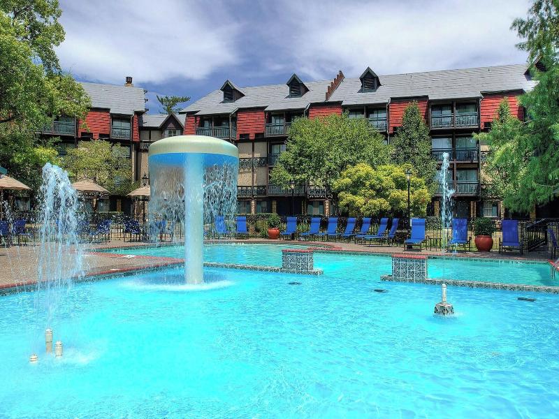 Sheraton Westport Chalet image