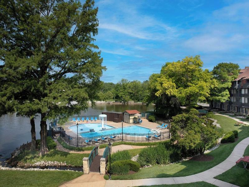 Sheraton Westport Chalet image