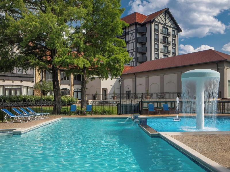 Sheraton Westport Chalet image
