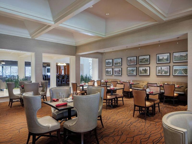 Sheraton Westport Chalet image