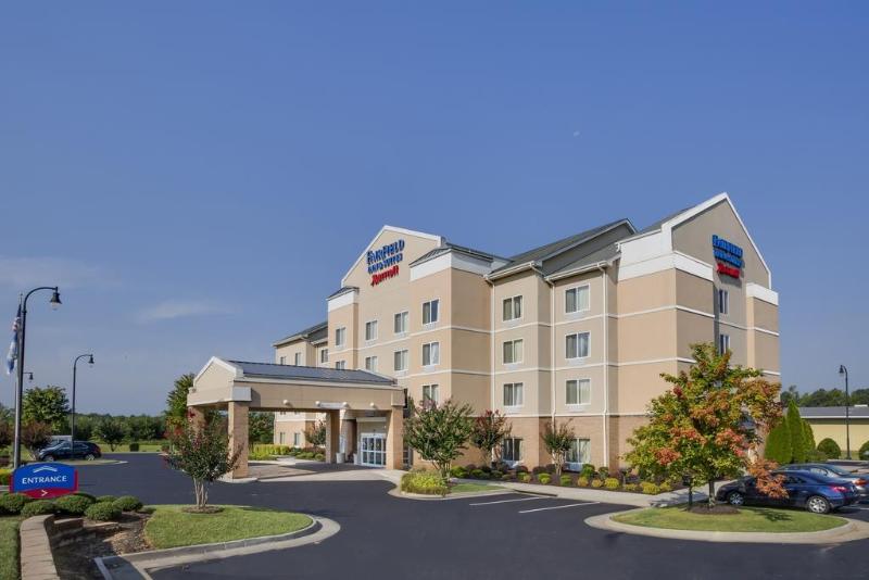 Fairfield Inn & Suites South Hill I-85 image