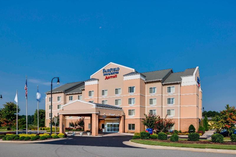 Fairfield Inn & Suites South Hill I-85 image