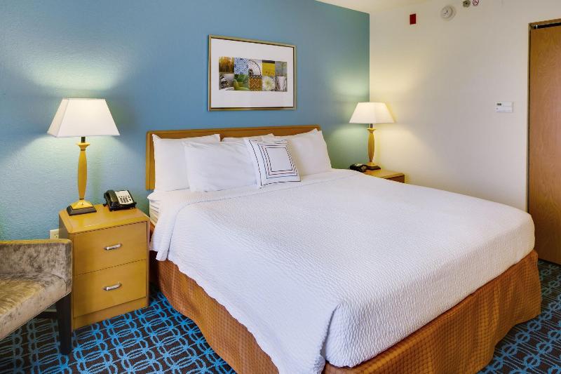 Fairfield Inn & Suites South Hill I-85 image