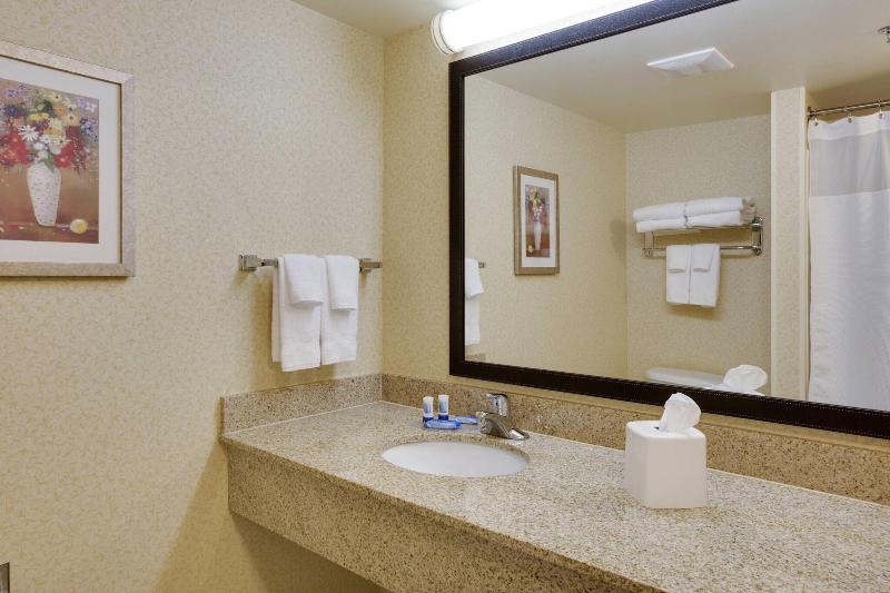 Fairfield Inn & Suites South Hill I-85 image