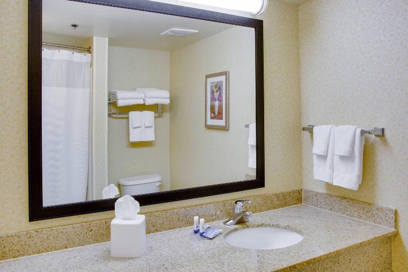 Fairfield Inn & Suites South Hill I-85 image