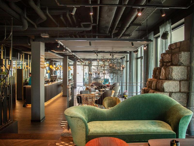 Motel One Saarbrücken image