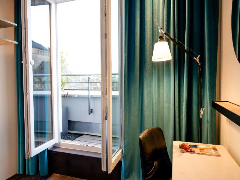 Motel One Saarbrücken image