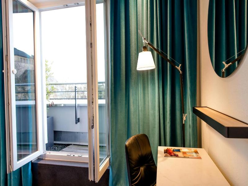 Motel One Saarbrücken — exterior view