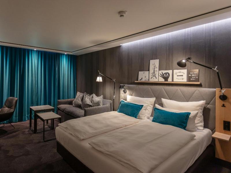 Motel One Saarbrücken image