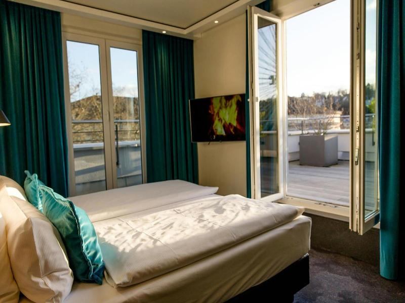 Motel One Saarbrücken image
