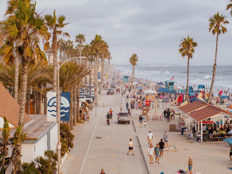 Candlewood Suites San Diego image