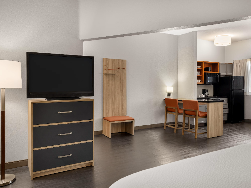 Candlewood Suites San Diego image